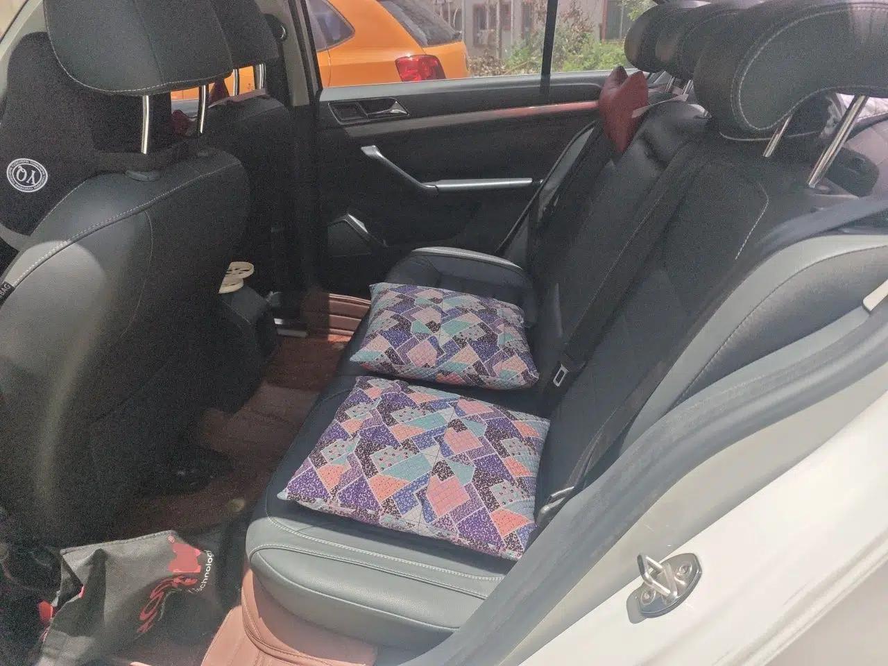 Volkswagen Lavida 2015 1.6L Automatic Comfort Edition — миниатюра 17