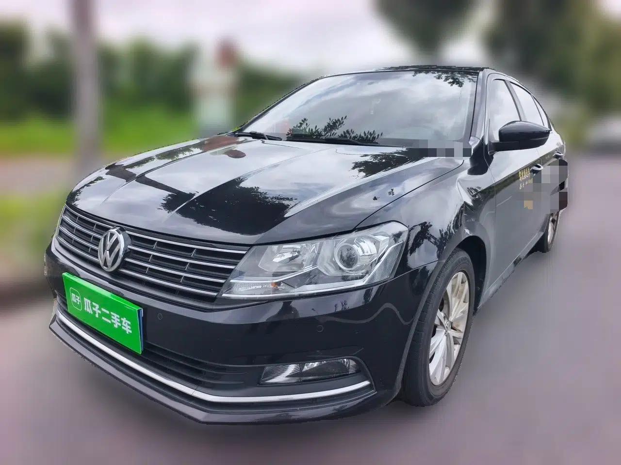 Volkswagen Lavida 2017 1.6L Automatic Comfort Edition — миниатюра 1