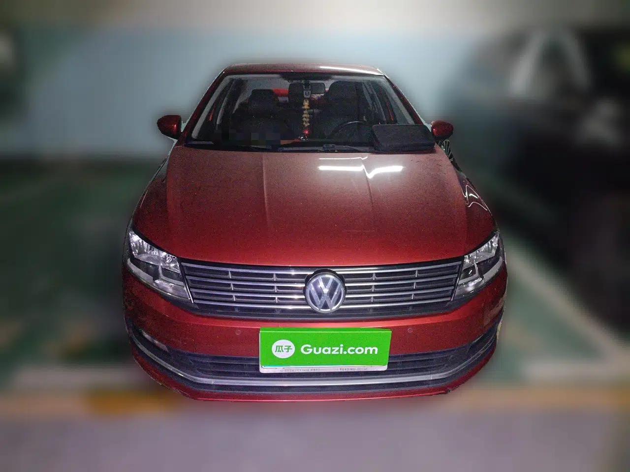 Volkswagen Lavida 2015 1.6L Automatic Comfort Edition — миниатюра 2