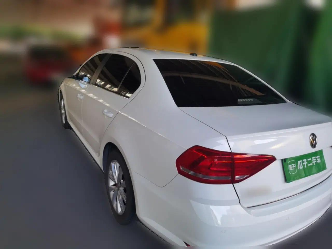 Volkswagen Lavida 2017 230TSI DSG Comfort Edition — миниатюра 4