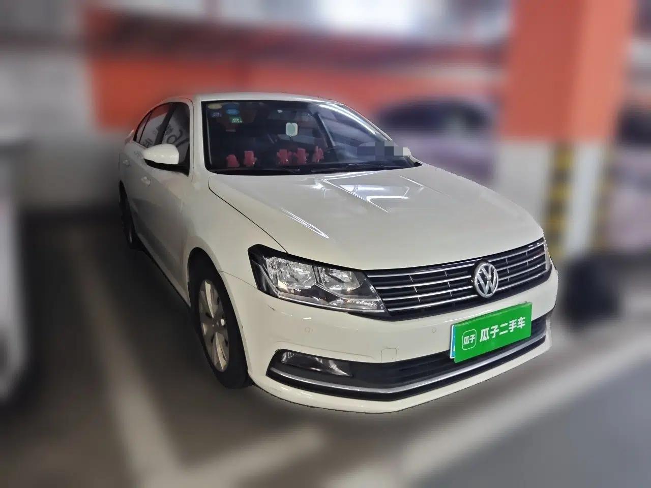 Volkswagen Lavida 2017 1.6L Automatic Comfort Edition — миниатюра 2