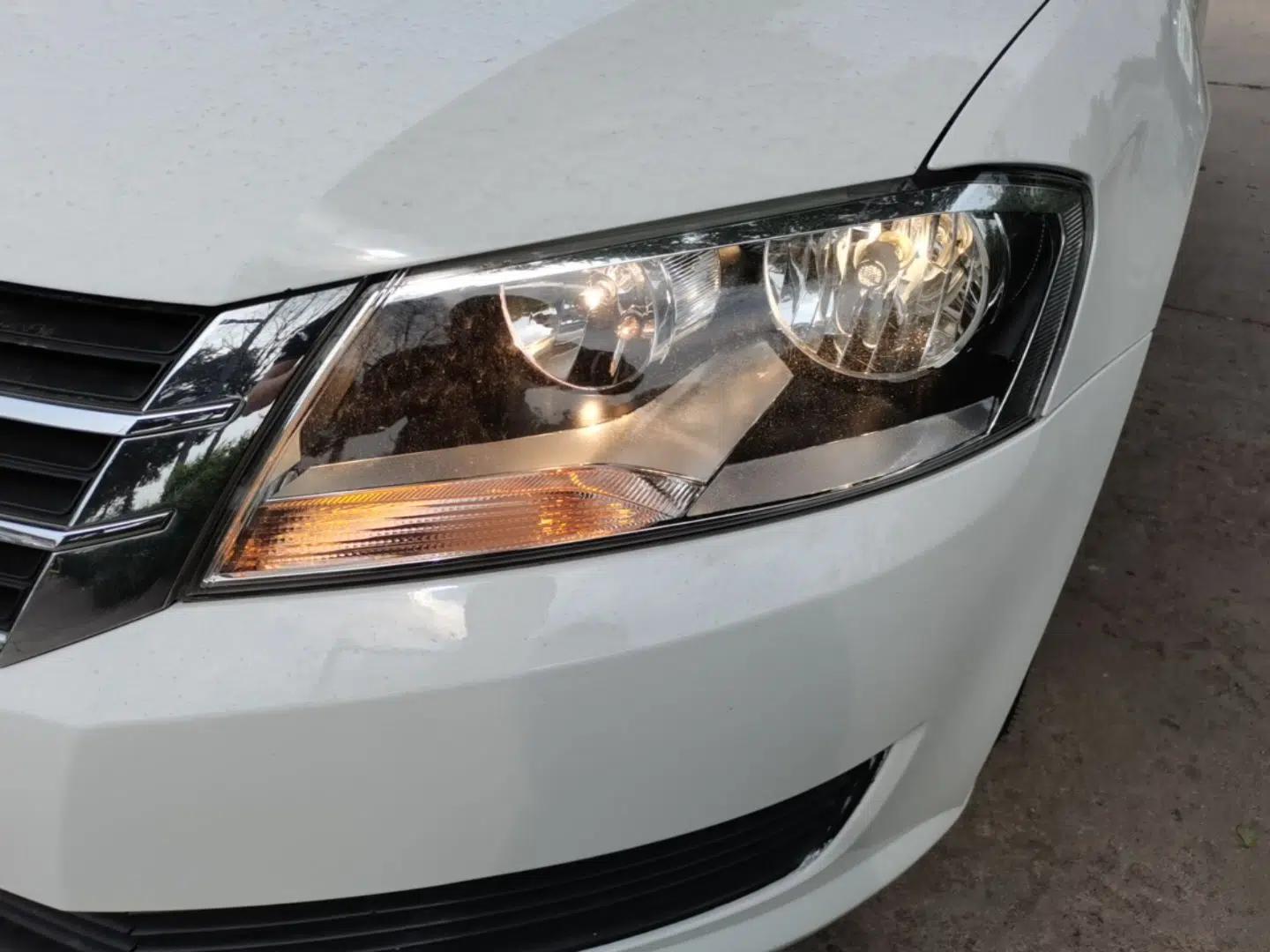 Volkswagen Lavida 2015 1.6L Automatic Fashion Edition — миниатюра 8