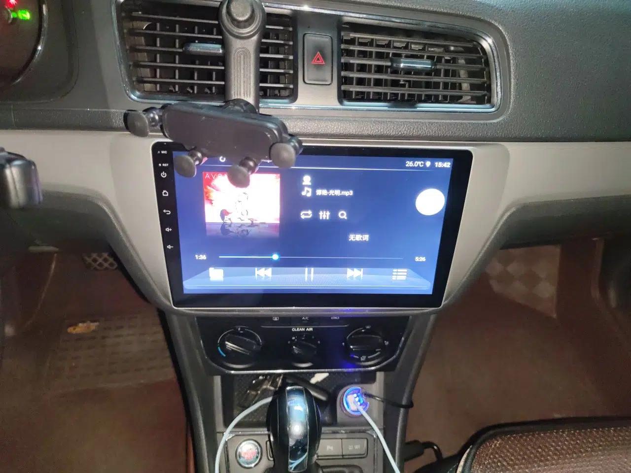 Volkswagen Lavida 2017 1.6L Automatic Comfort Edition — миниатюра 13