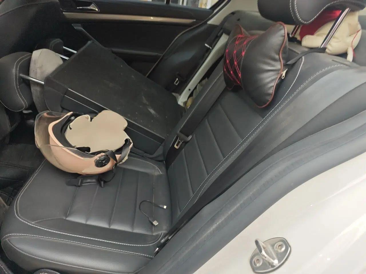 Volkswagen Lavida 2017 1.6L Manual Comfort Edition — миниатюра 17