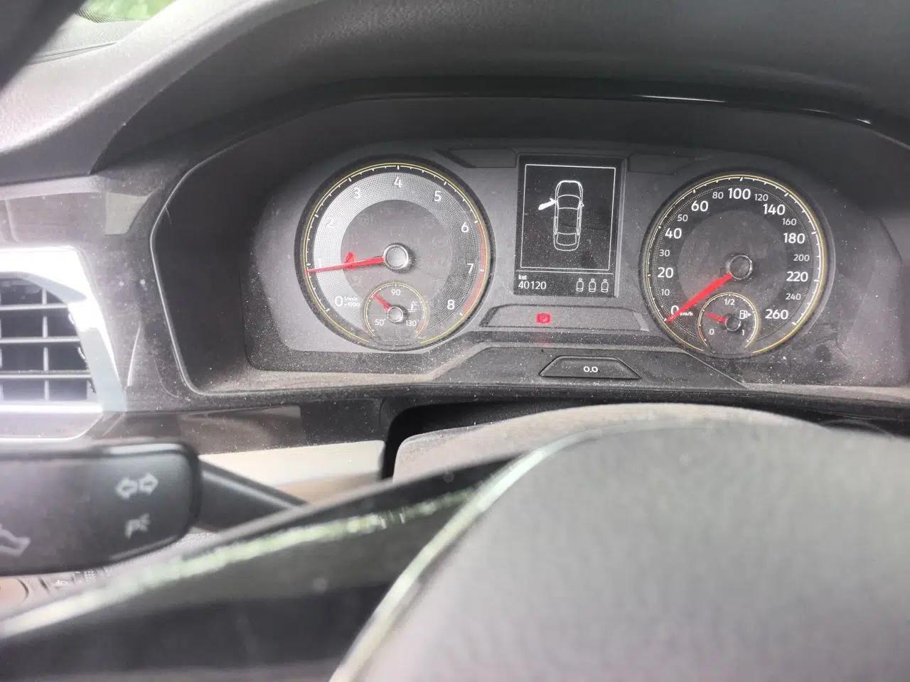 Volkswagen Lavida 2019 1.5L Automatic Comfort Edition China VI Standard — миниатюра 11