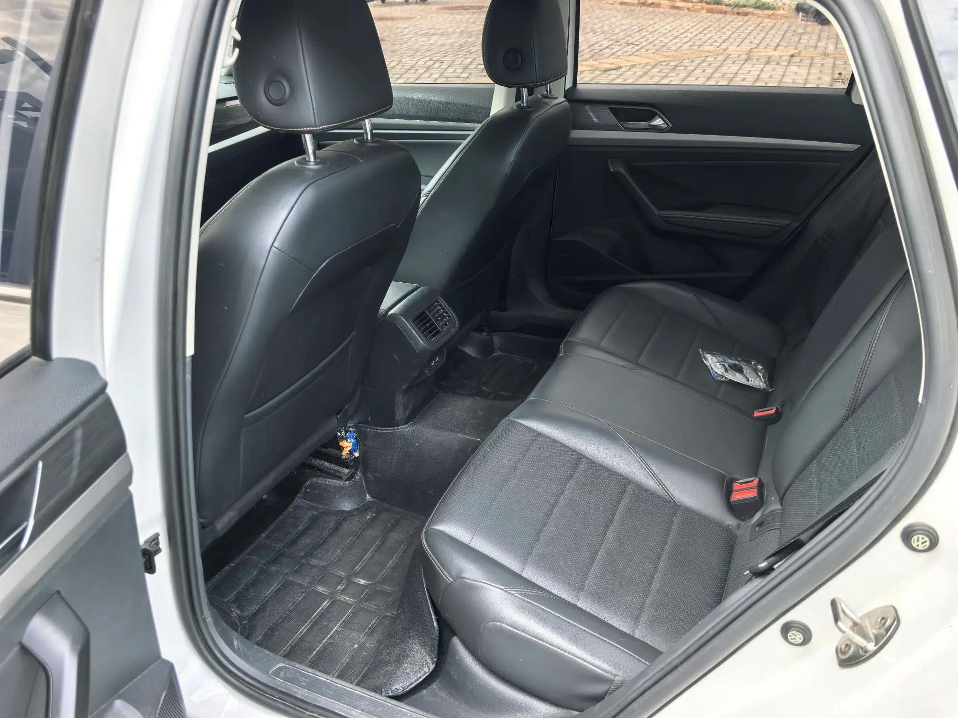 Volkswagen Lavida 2019 1.5L Automatic Comfort Edition China VI Standard — миниатюра 19