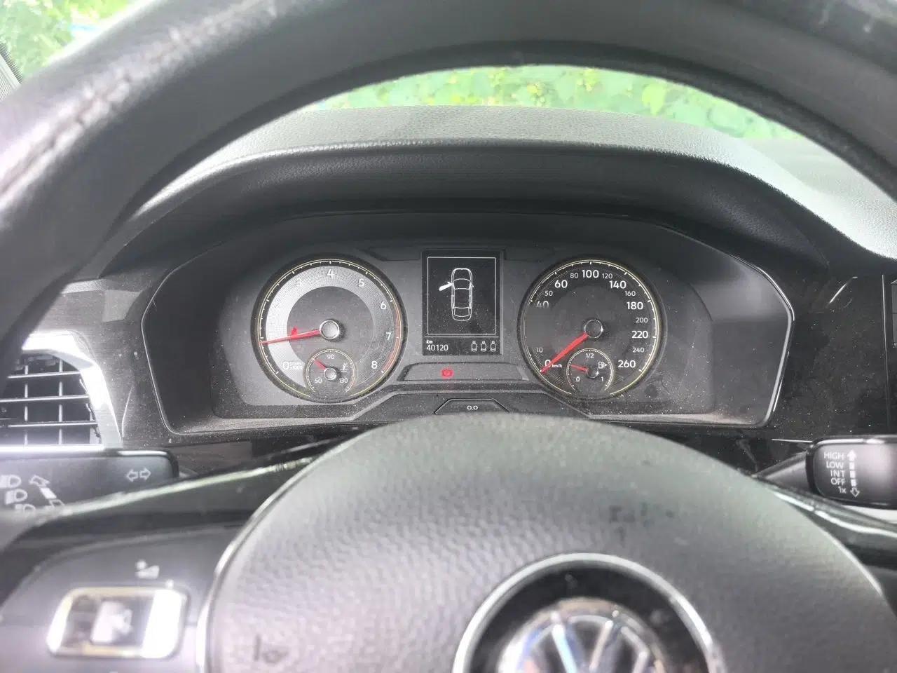 Volkswagen Lavida 2019 1.5L Automatic Comfort Edition China VI Standard — миниатюра 10