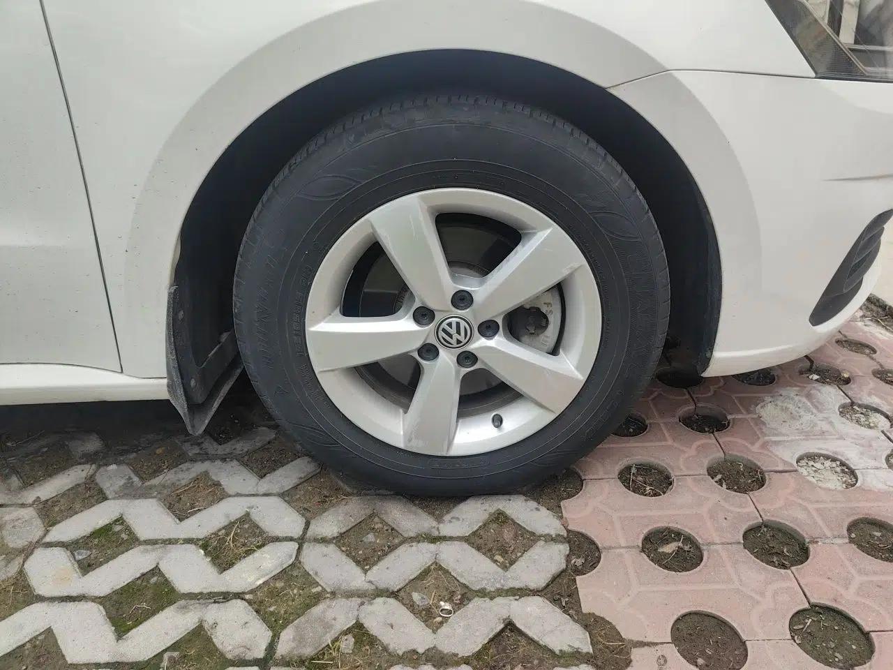 Volkswagen Lavida 2019 Lavida Start 1.5L Automatic Trendy Version China VI Standard — миниатюра 8