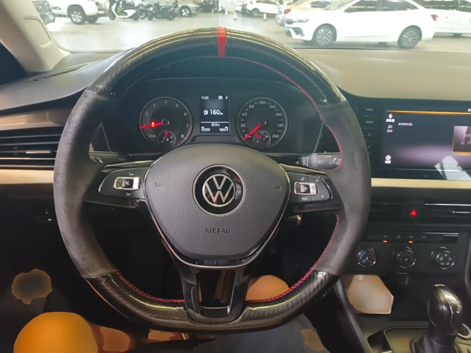 Volkswagen Lavida 2022 1.5L Automatic Fashion Edition — миниатюра 13