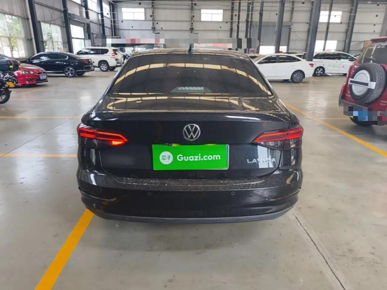 Volkswagen Lavida 2022 1.5L Automatic Fashion Edition — миниатюра 5