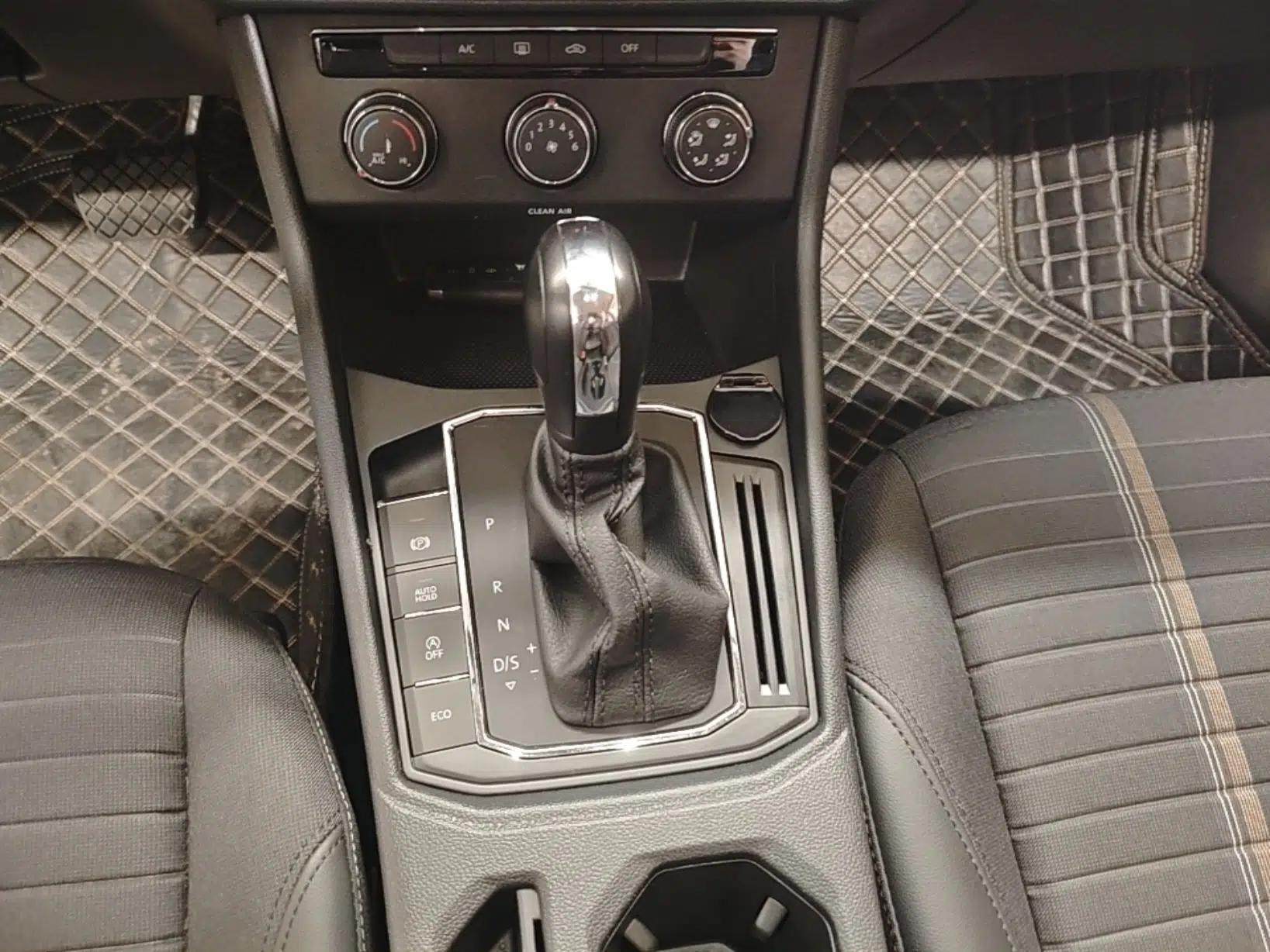Volkswagen Lavida 2021 280TSI DSG Comfort Edition — миниатюра 16