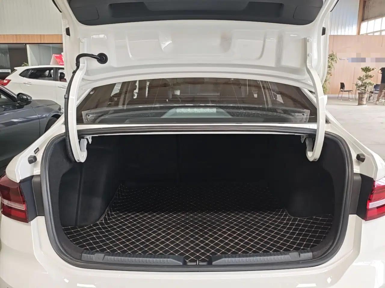 Volkswagen Lavida 2021 280TSI DSG Comfort Edition — миниатюра 22