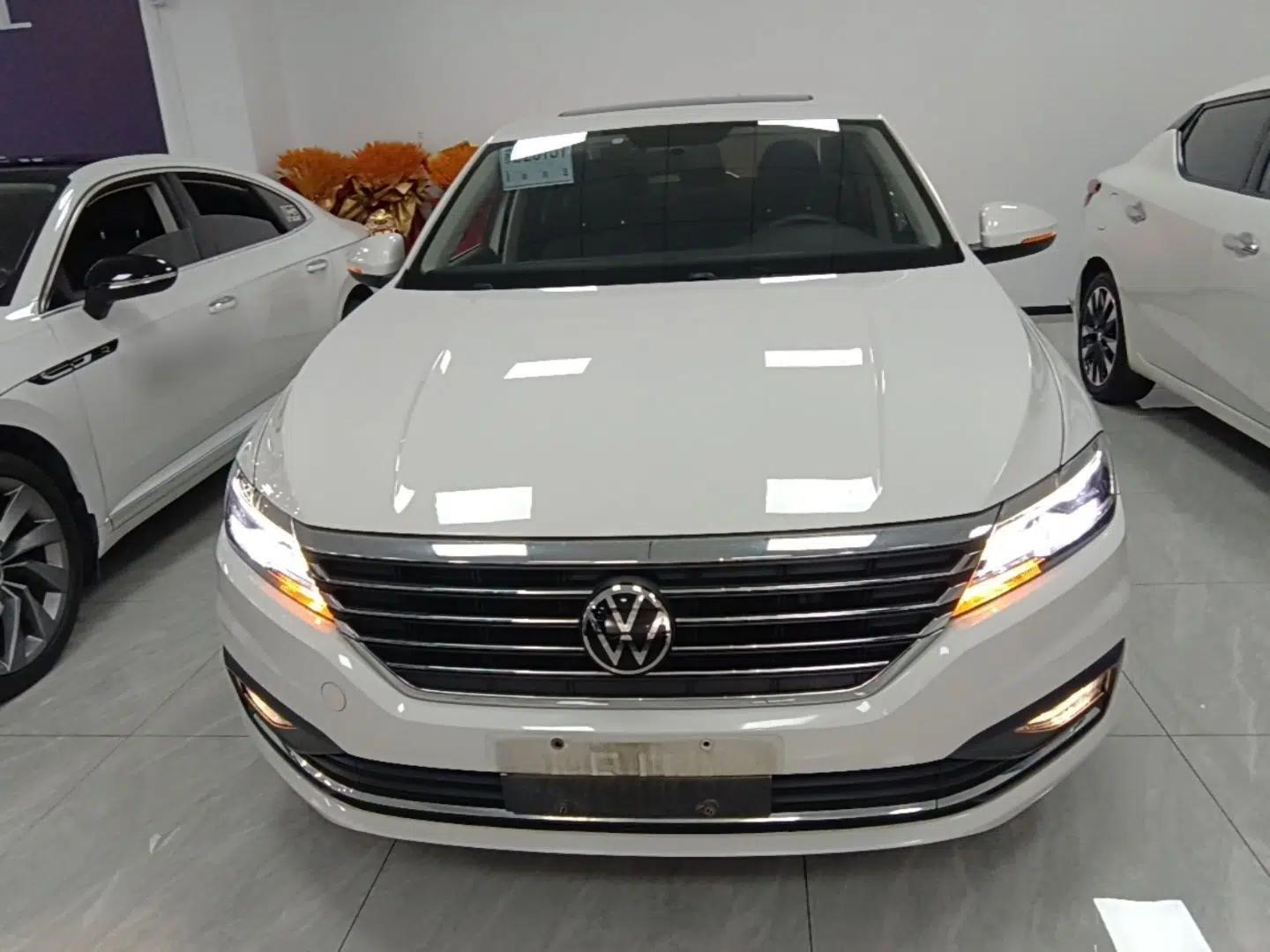 Volkswagen Lavida 2021 1.5L Automatic Comfort Edition — миниатюра 2