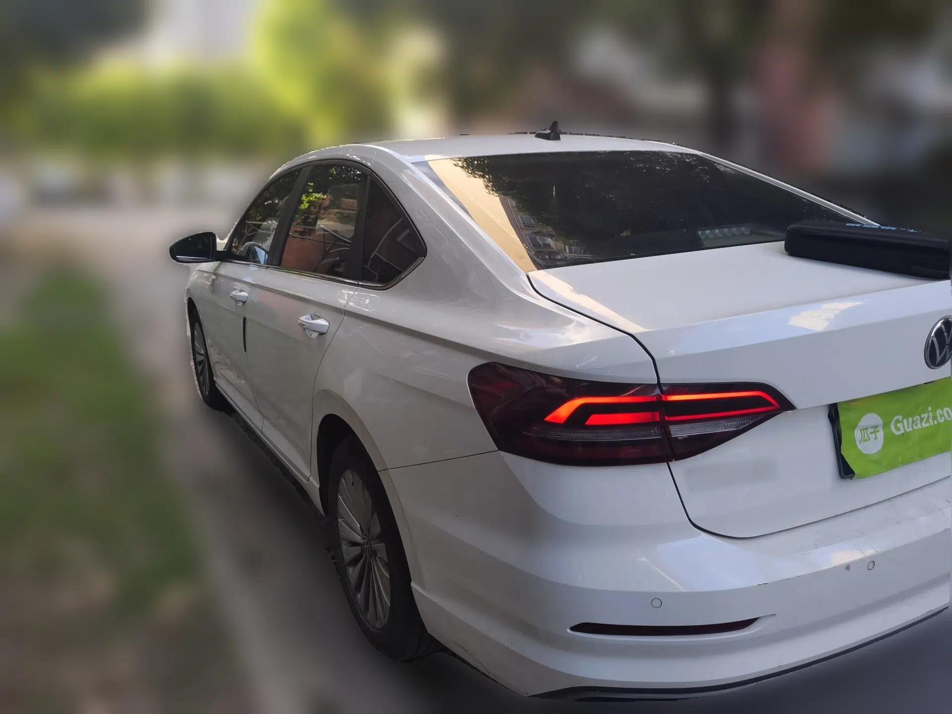 Volkswagen Lavida 2021 280TSI DSG Comfort Edition — миниатюра 4