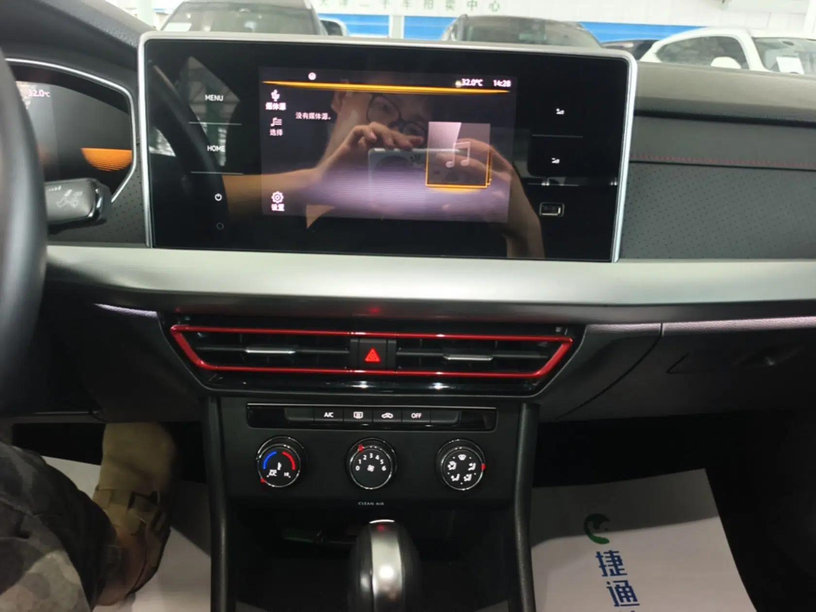 Volkswagen Lavida 2023 300TSI DSG Starry Full-Comfort Edition — миниатюра 15