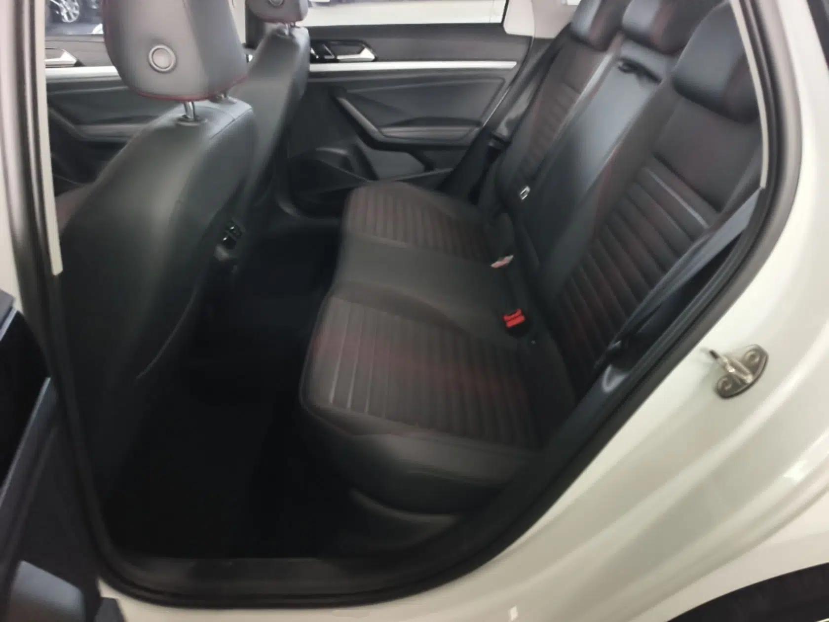Volkswagen Lavida 2023 300TSI DSG Starry Full-Comfort Edition — миниатюра 20