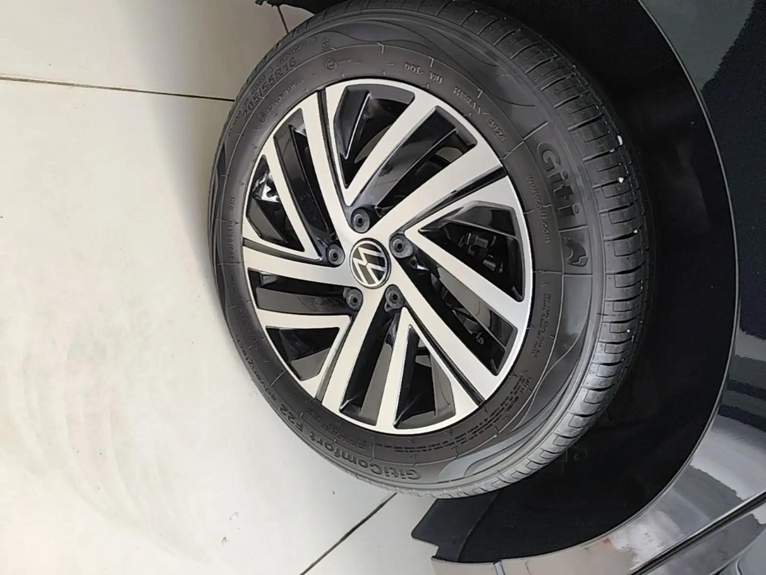 Volkswagen Lavida 2024 300TSI DSG Starry Sky Deluxe Edition — миниатюра 11