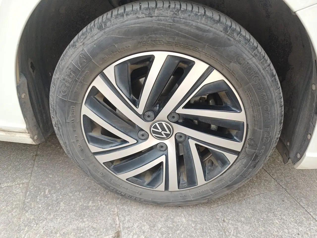 Volkswagen Lavida 2023 280TSI DSG Full-Comfort Edition — миниатюра 8