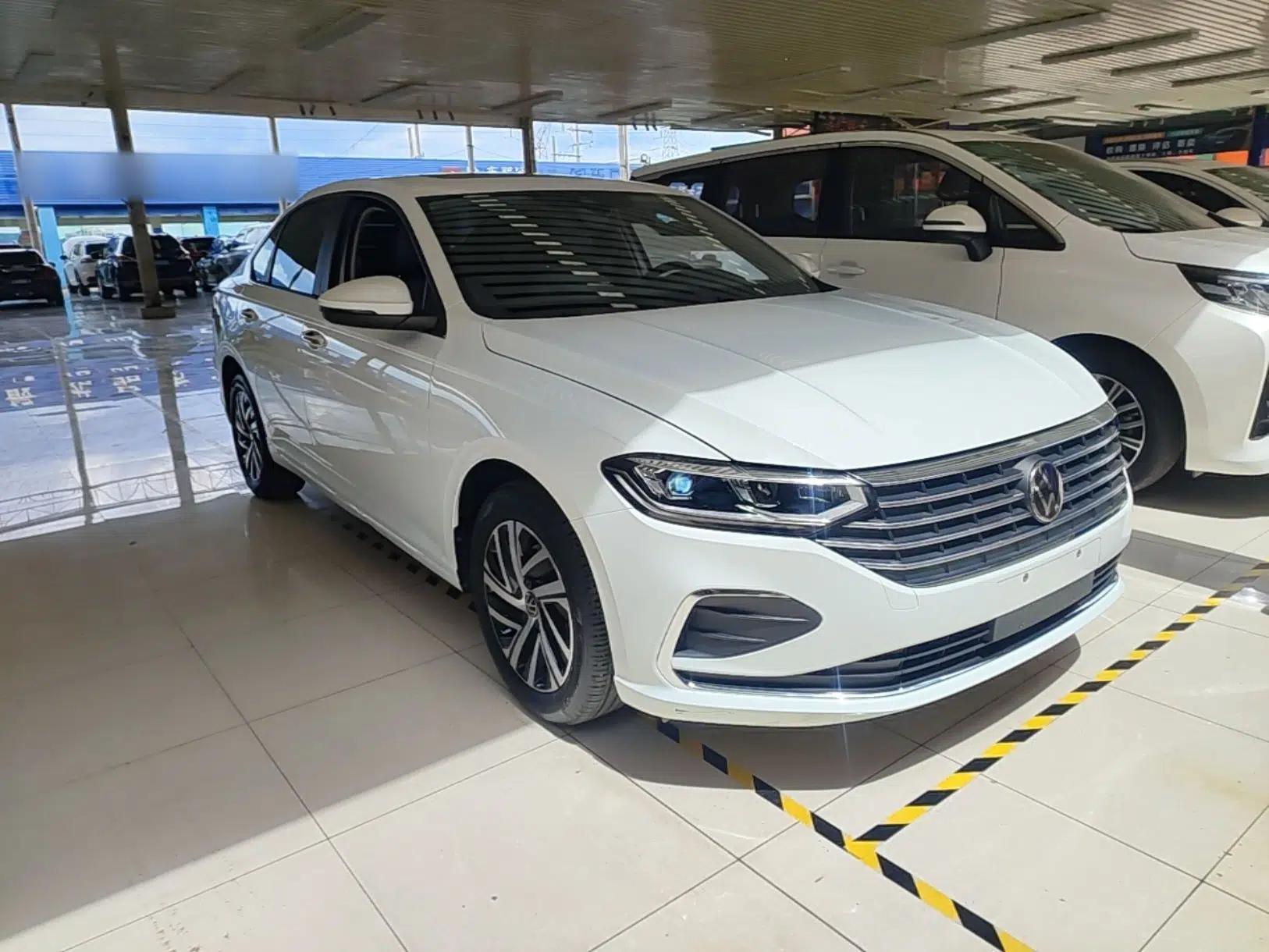 Volkswagen Lavida 2023 300TSI DSG Full-Comfort Edition — миниатюра 3