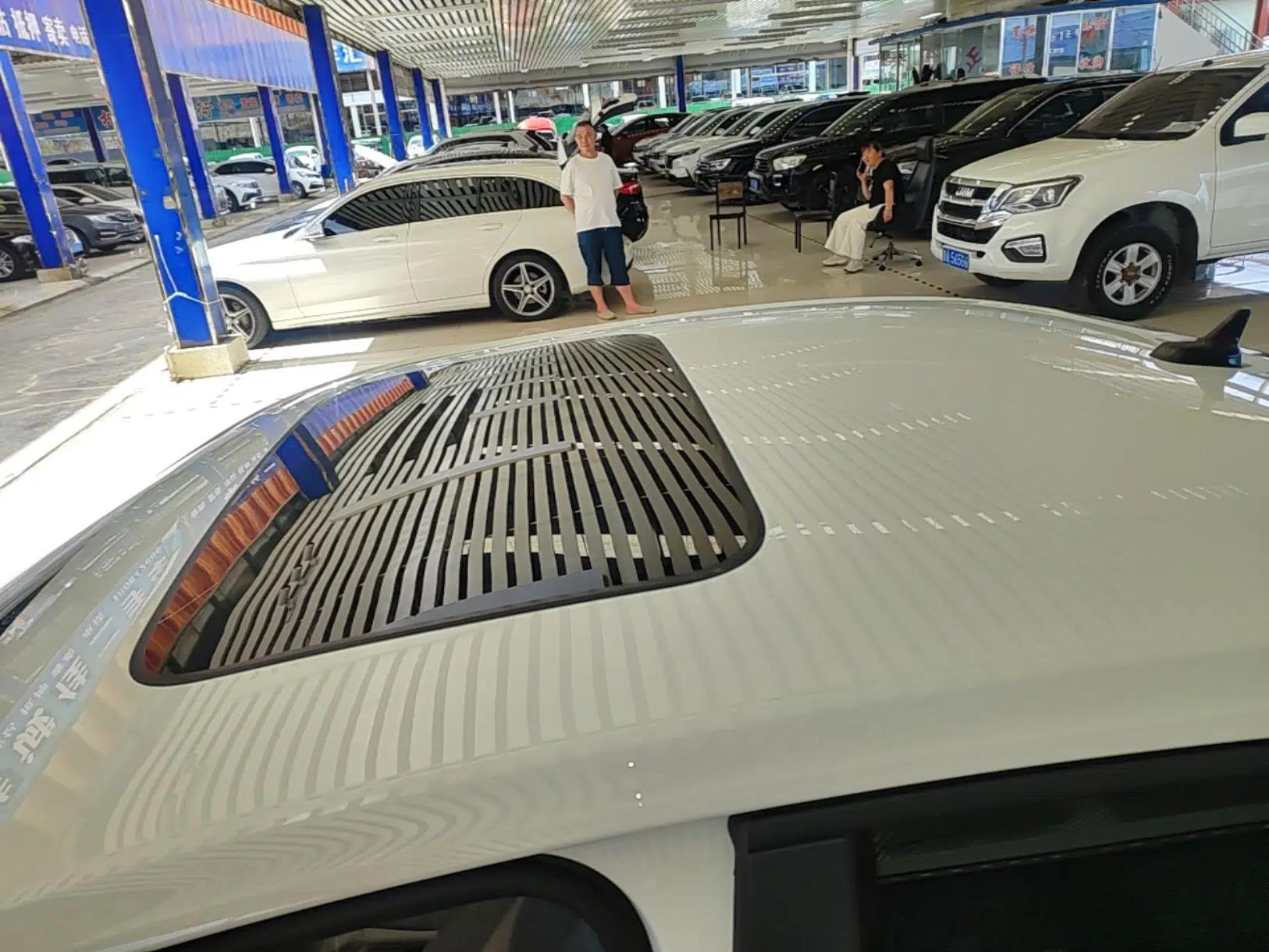 Volkswagen Lavida 2023 300TSI DSG Full-Comfort Edition — миниатюра 7