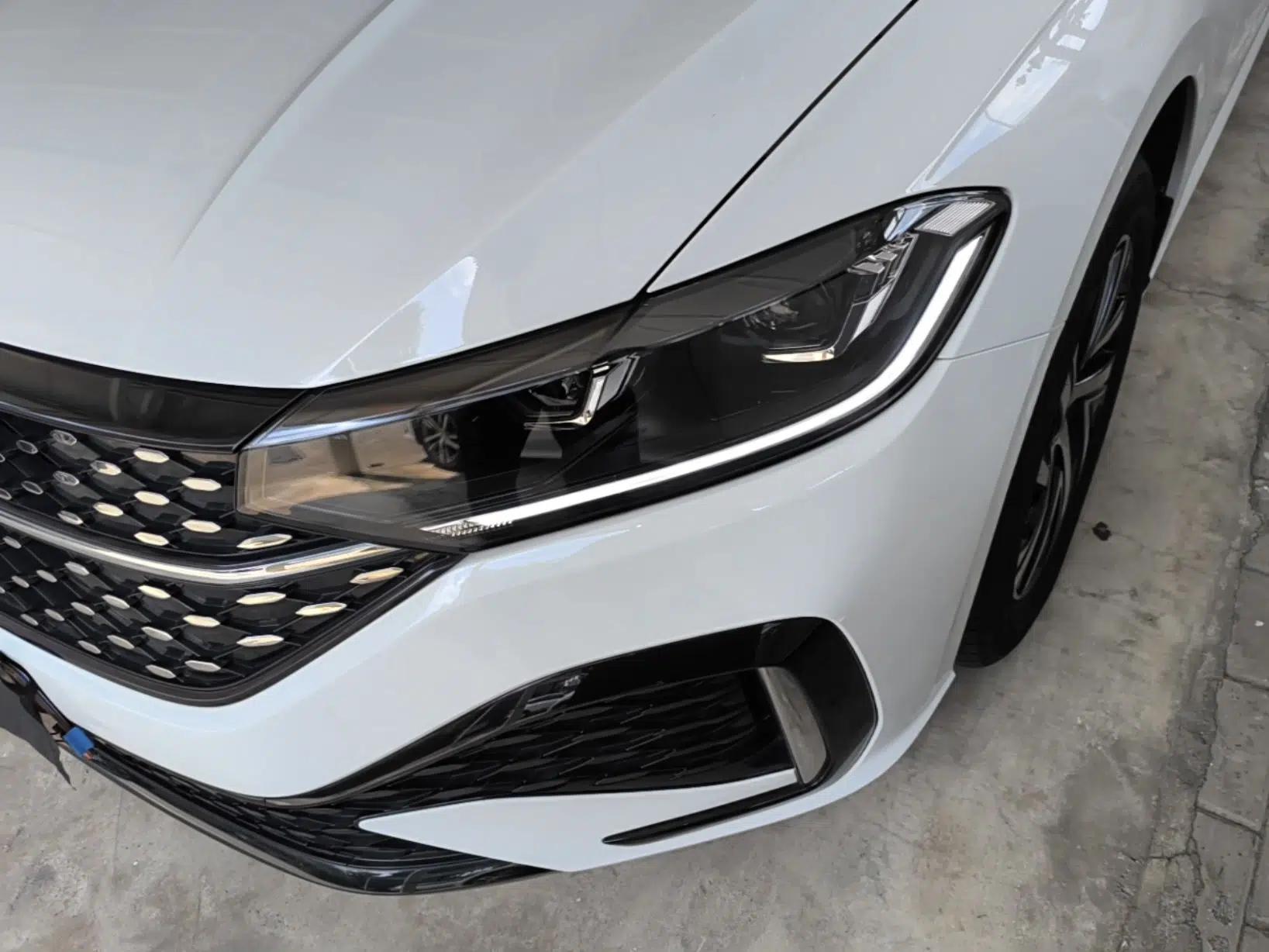 Volkswagen Lavida 2024 1.5L Automatic Starry Sky 5 Million Edition — миниатюра 8