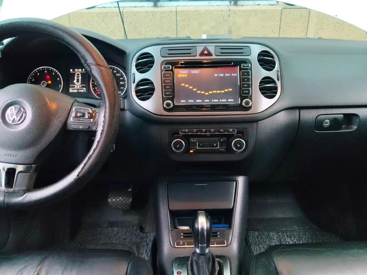 Volkswagen Tiguan 2012 1.8TSI Automatic All-Wheel Drive Elite Edition — миниатюра 13