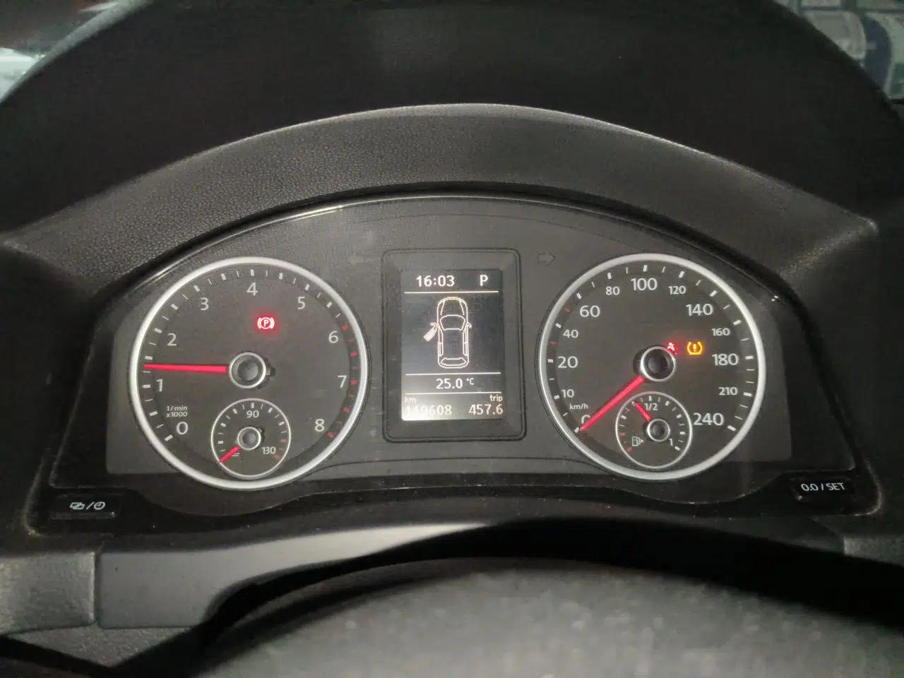 Volkswagen Tiguan 2013 1.8TSI Automatic Two-Wheel Drive Trend Edition — миниатюра 11
