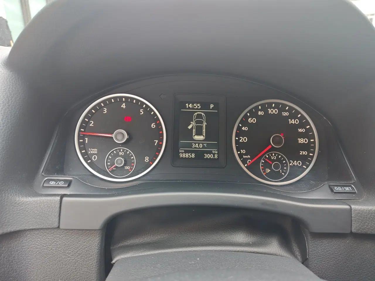 Volkswagen Tiguan 2013 1.8TSI Automatic All-Wheel-Drive Comfort Edition — миниатюра 11