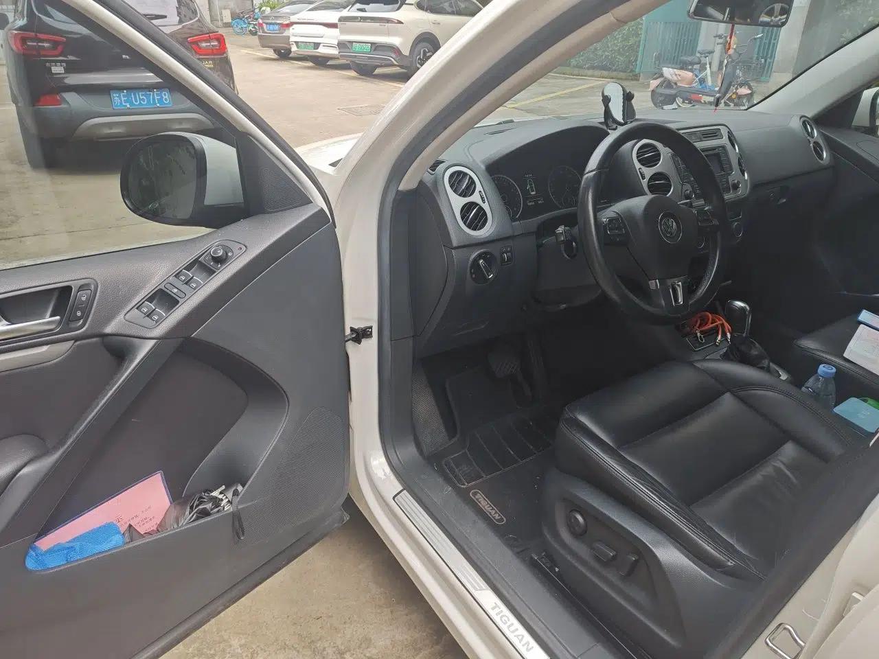 Volkswagen Tiguan 2013 1.8TSI Automatic All-Wheel-Drive Comfort Edition — миниатюра 16