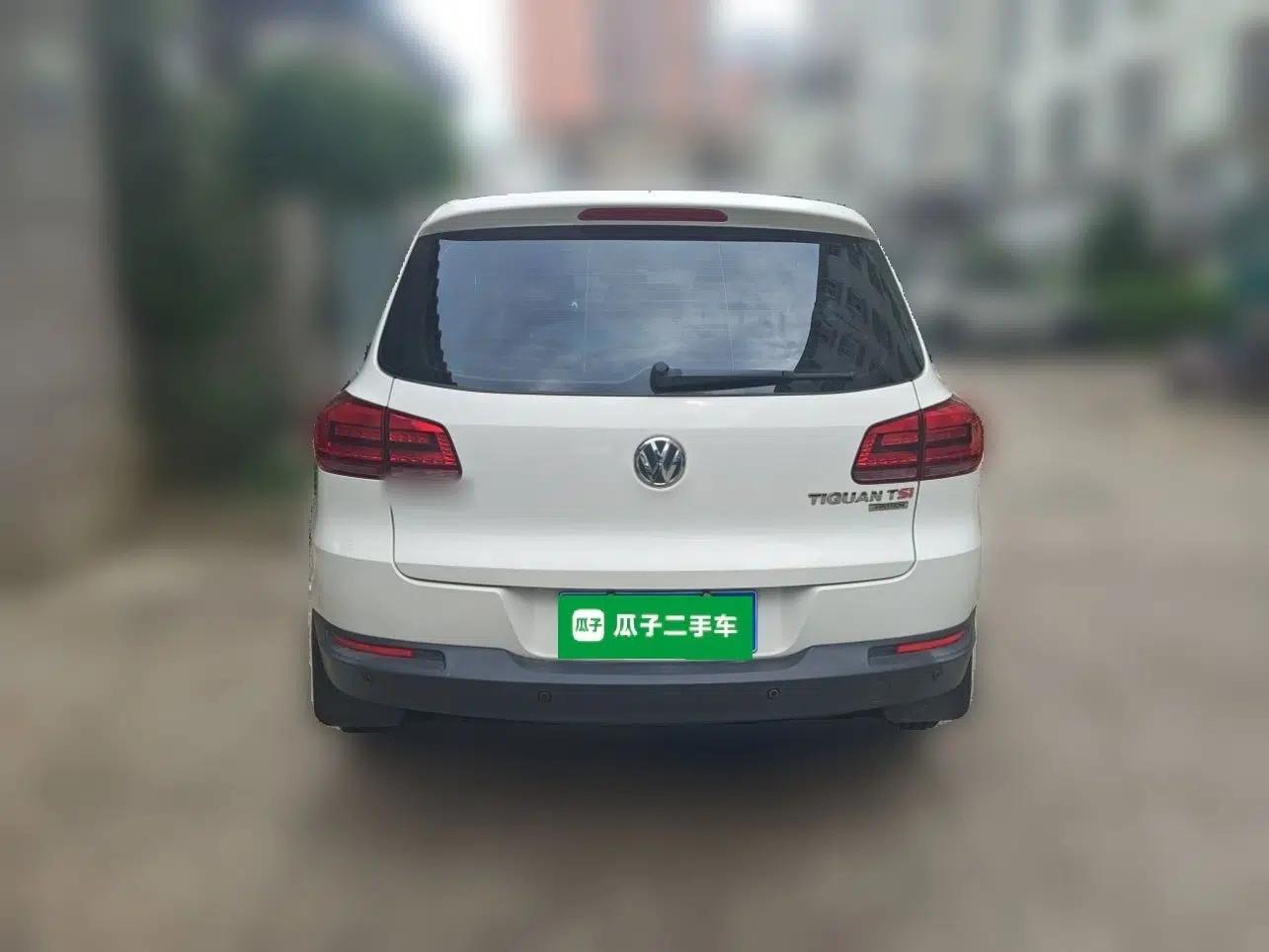 Volkswagen Tiguan 2013 1.8TSI Automatic All-Wheel-Drive Comfort Edition — миниатюра 5