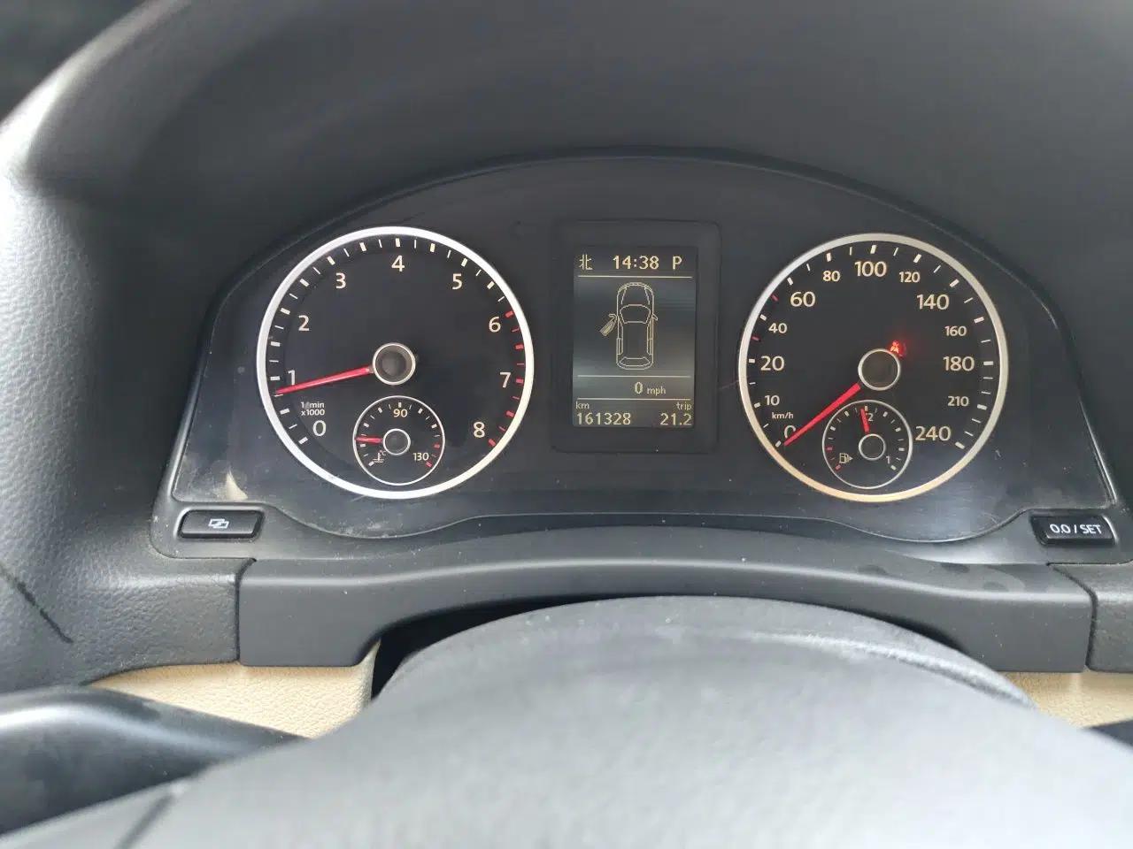 Volkswagen Tiguan 2010 1.8TSI Automatic All-Wheel-Drive Elite Edition — миниатюра 11