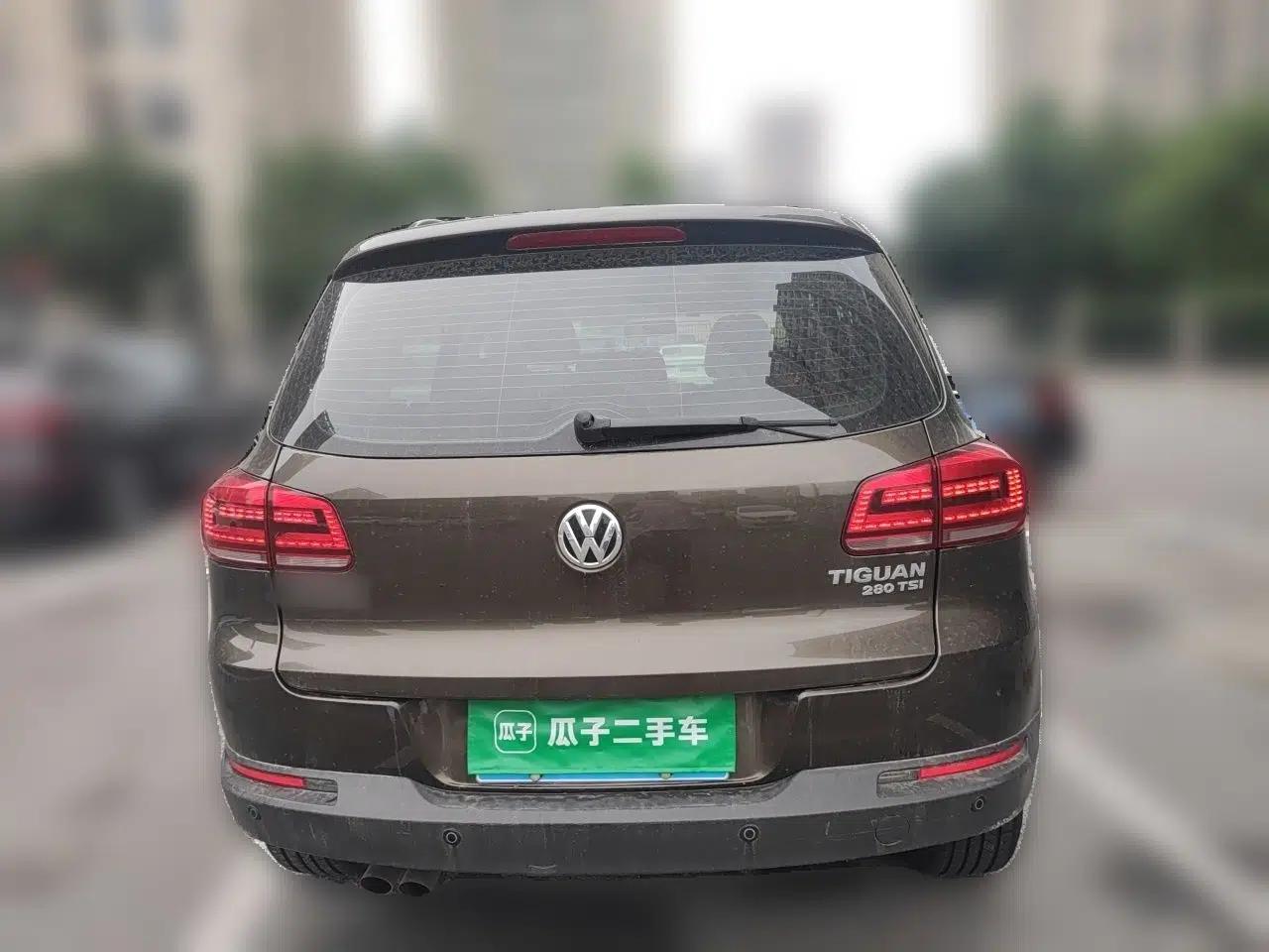 Volkswagen Tiguan 2016 280TSI Automatic Two-Wheel-Drive Silk Road Style Edition — миниатюра 5