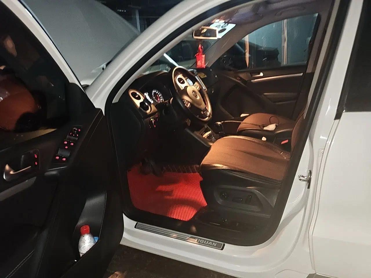 Volkswagen Tiguan 2017 300TSI Automatic Two-Wheel Drive Silk Road Comfort Edition — миниатюра 13