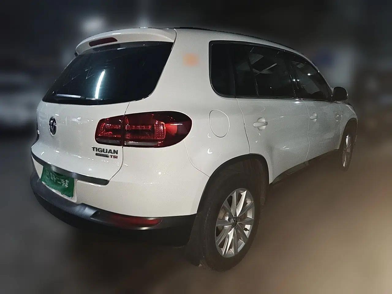Volkswagen Tiguan 2017 300TSI Automatic Two-Wheel Drive Silk Road Comfort Edition — миниатюра 4