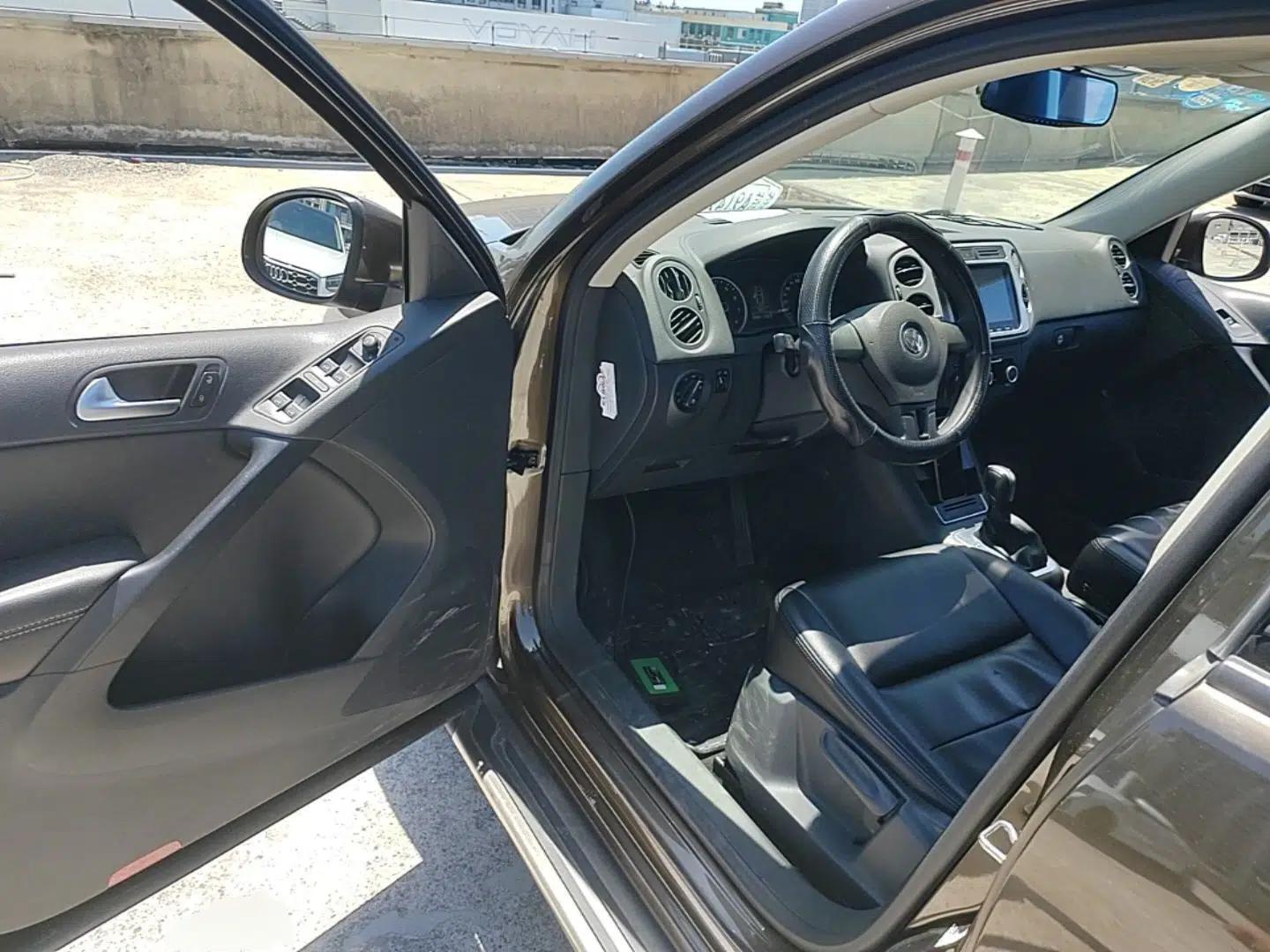 Volkswagen Tiguan 2016 300TSI Automatic Two-Wheel Drive Trend Edition — миниатюра 23