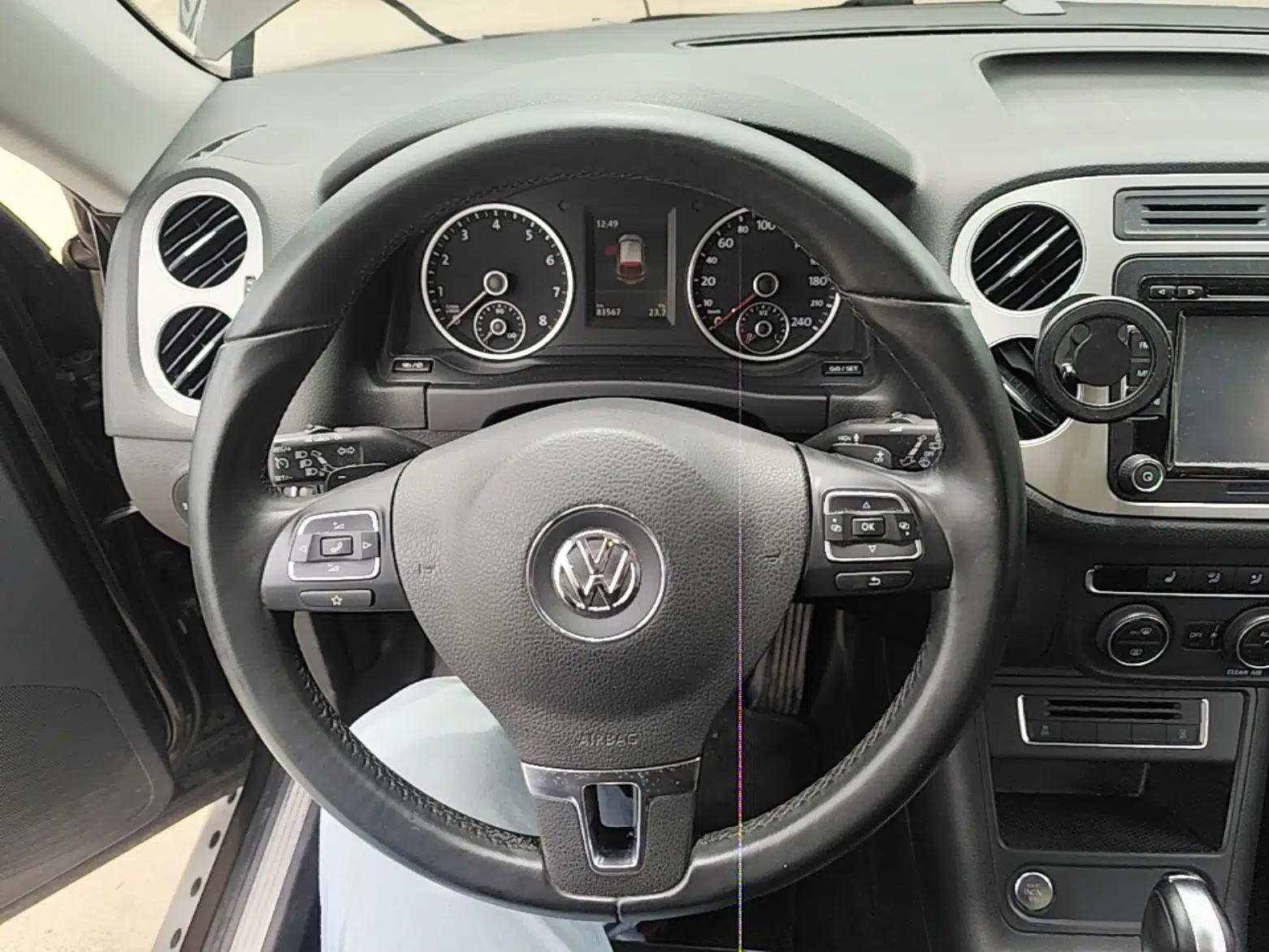 Volkswagen Tiguan 2016 300TSI Automatic All-Wheel Drive Luxury Edition — миниатюра 18