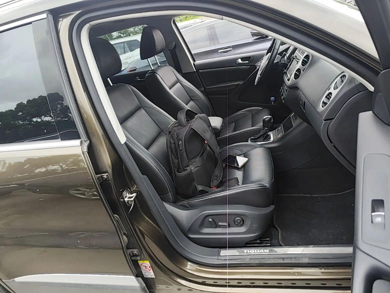 Volkswagen Tiguan 2016 300TSI Automatic All-Wheel Drive Luxury Edition — миниатюра 24