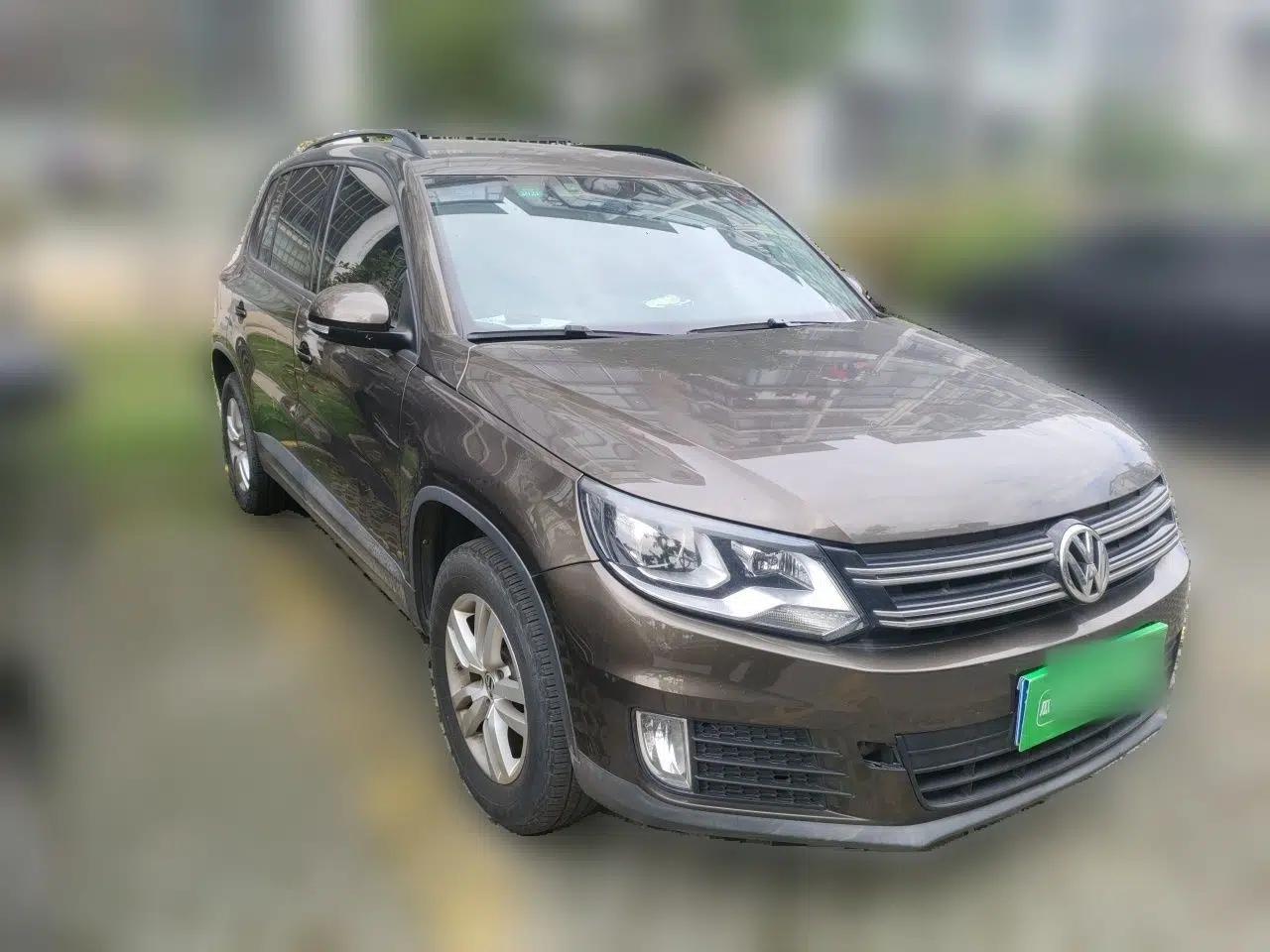 Volkswagen Tiguan 2015 1.8TSI Manual Two-Wheel Drive Fashion Edition — миниатюра 3