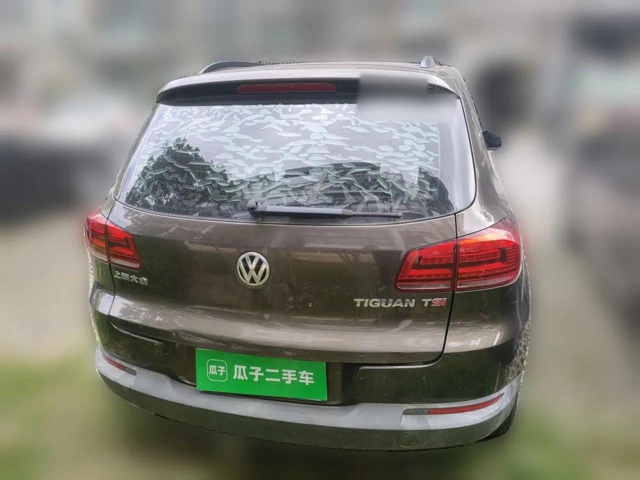 Volkswagen Tiguan 2015 1.8TSI Manual Two-Wheel Drive Fashion Edition — миниатюра 5
