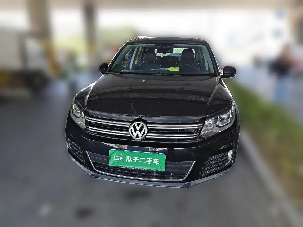 Volkswagen Tiguan 2015 1.8TSI Automatic Two-Wheel Drive Luxury Model — миниатюра 2