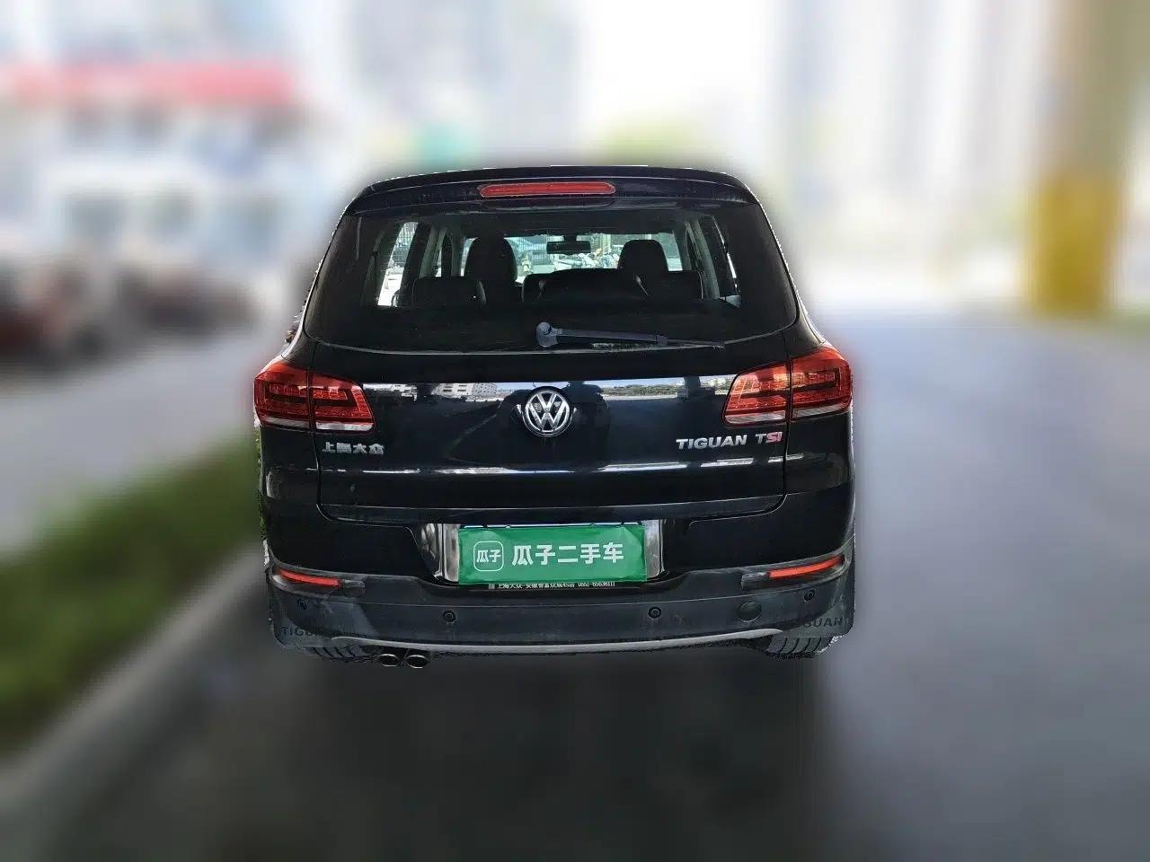 Volkswagen Tiguan 2015 1.8TSI Automatic Two-Wheel Drive Luxury Model — миниатюра 5