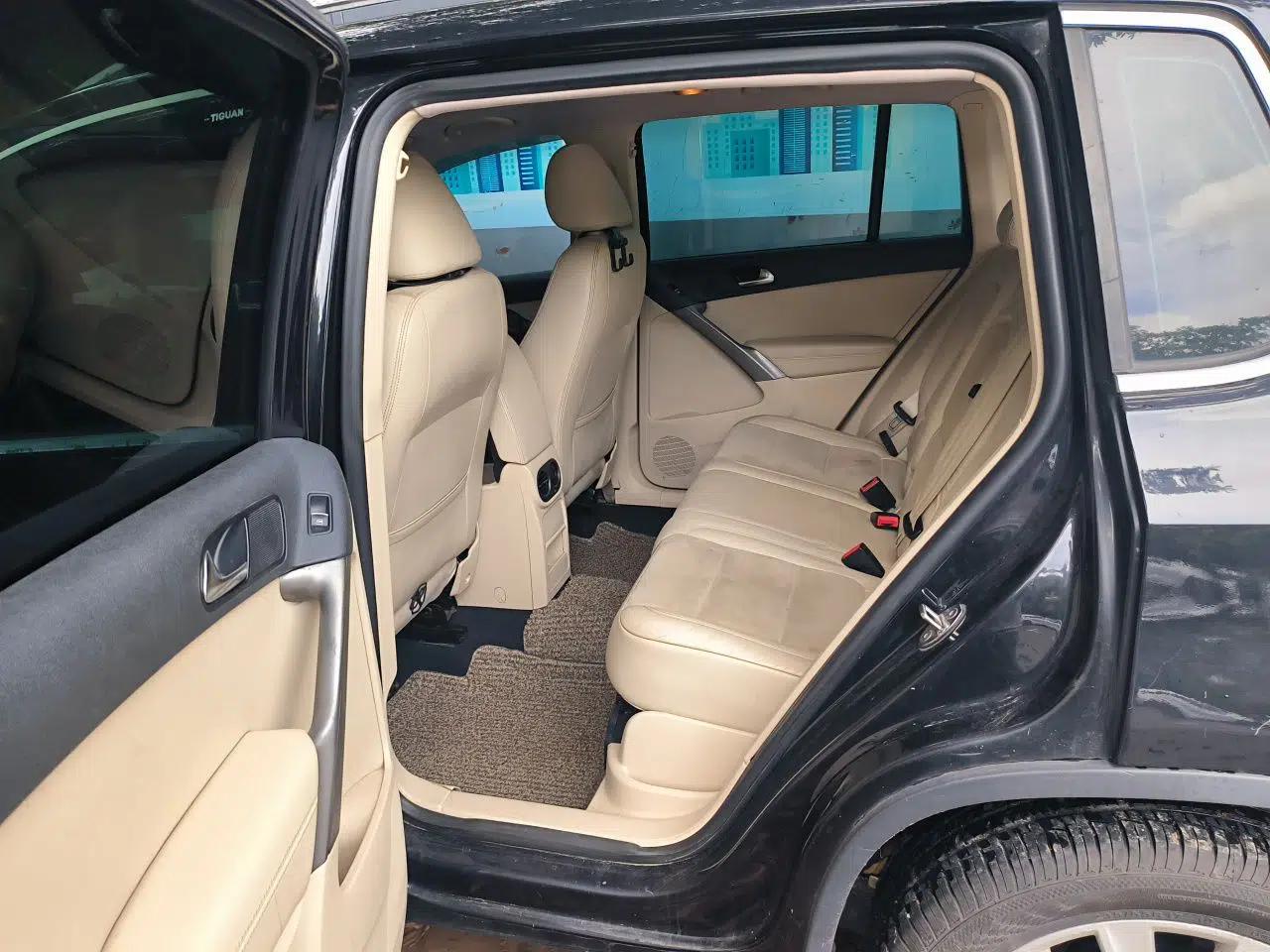 Volkswagen Tiguan 2012 2.0 TSI Automatic All-Wheel Drive Elite Edition — миниатюра 17