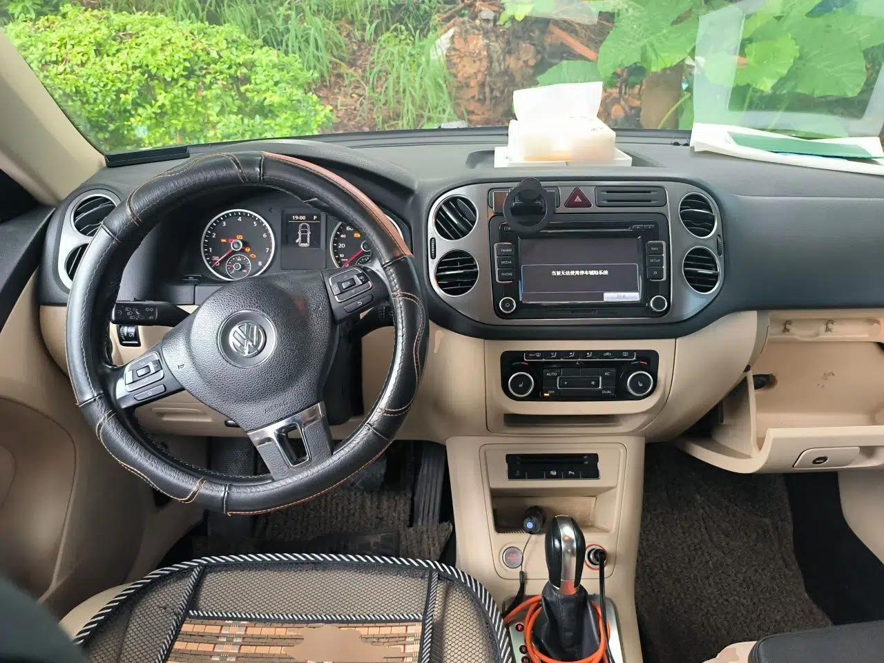 Volkswagen Tiguan 2012 2.0 TSI Automatic All-Wheel Drive Elite Edition — миниатюра 9