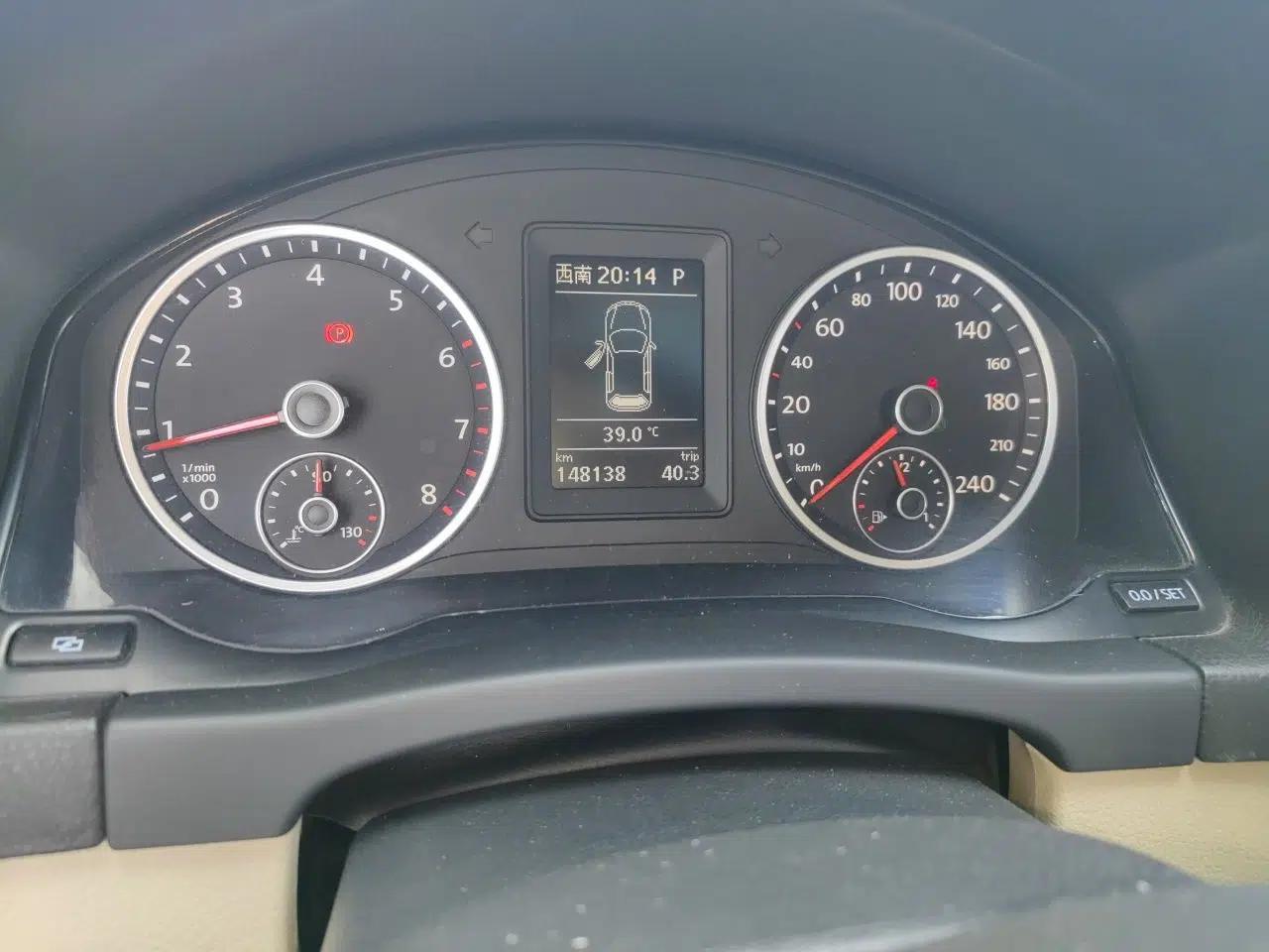 Volkswagen Tiguan 2012 1.8TSI Automatic All-Wheel Drive Elite Edition — миниатюра 11