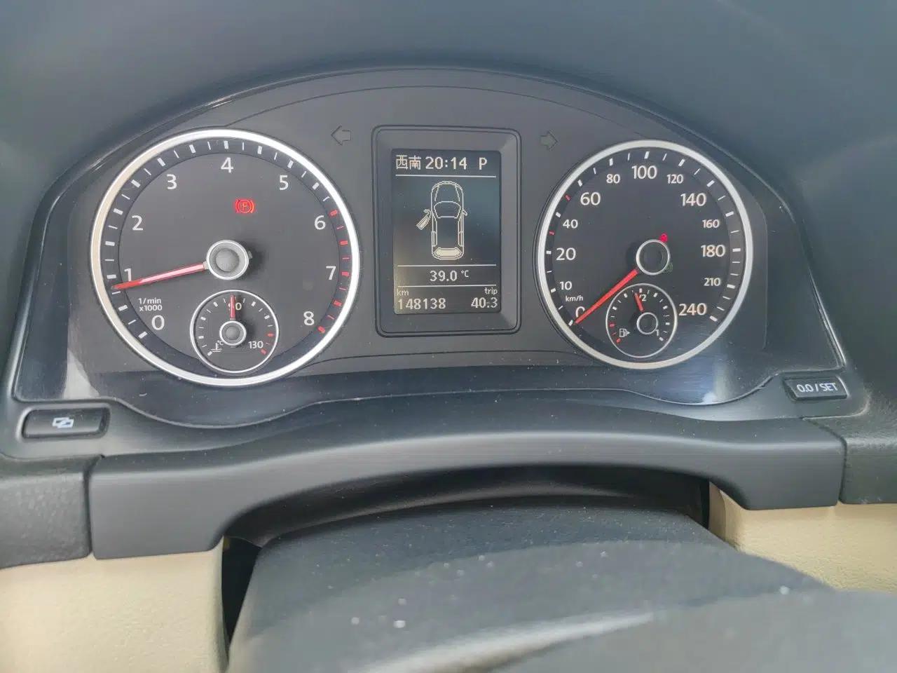 Volkswagen Tiguan 2012 1.8TSI Automatic All-Wheel Drive Elite Edition — миниатюра 12