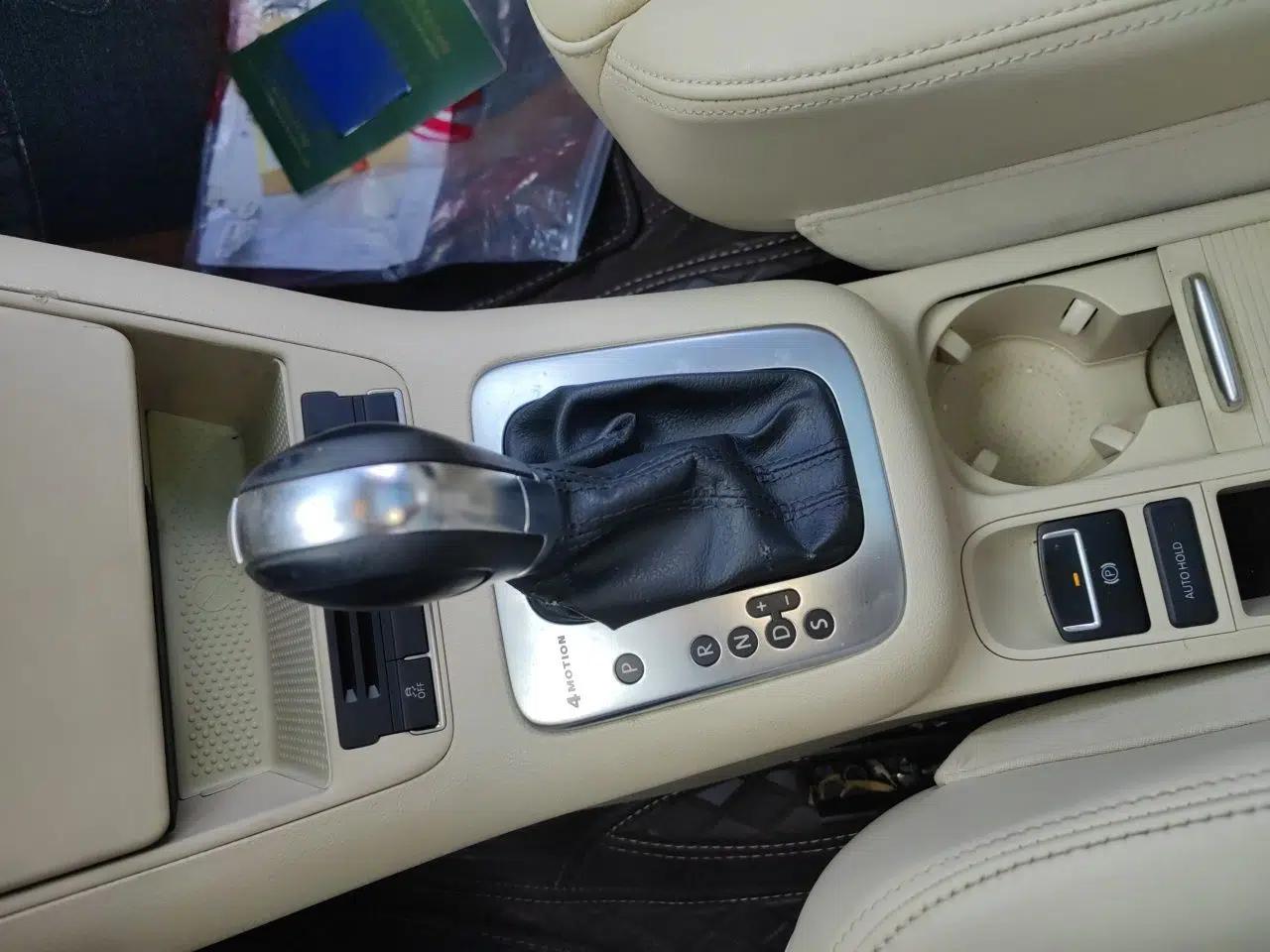 Volkswagen Tiguan 2012 1.8TSI Automatic All-Wheel Drive Elite Edition — миниатюра 14