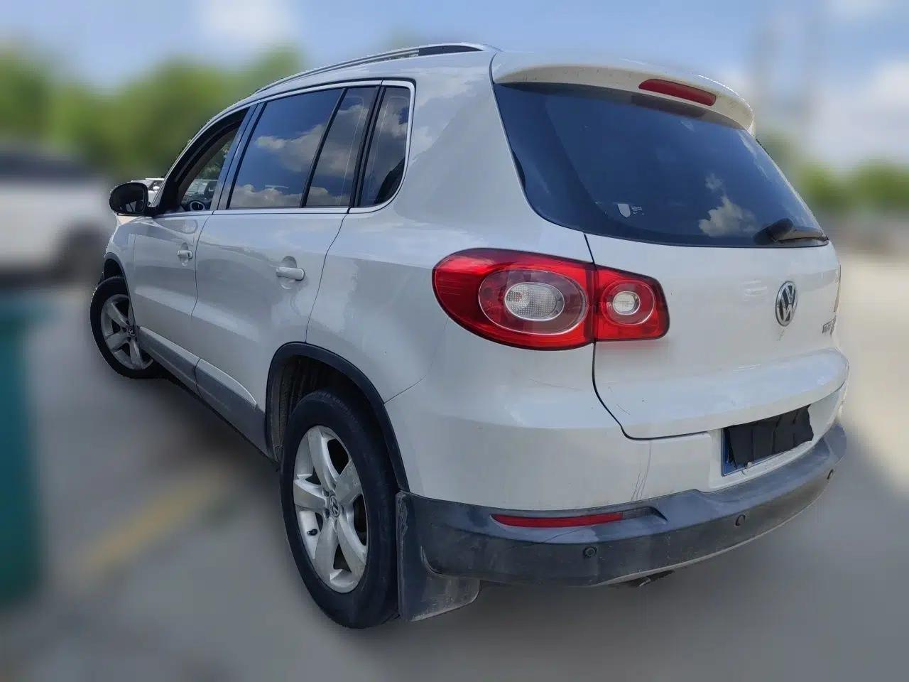 Volkswagen Tiguan 2012 1.8TSI Automatic All-Wheel Drive Elite Edition — миниатюра 4