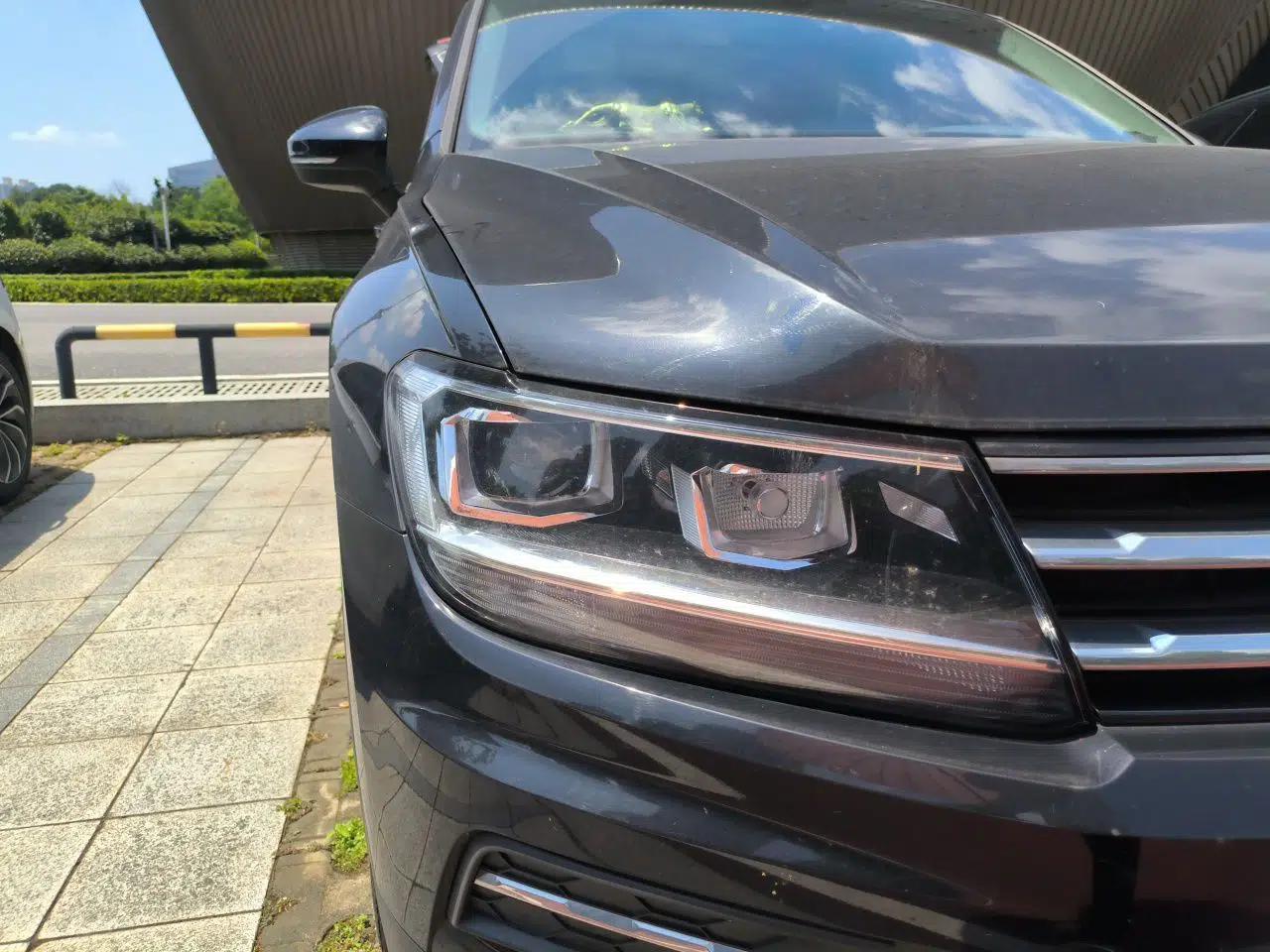 Volkswagen Tiguan L 2017 330TSI Automatic Two-Wheel Drive Luxury Edition — миниатюра 7