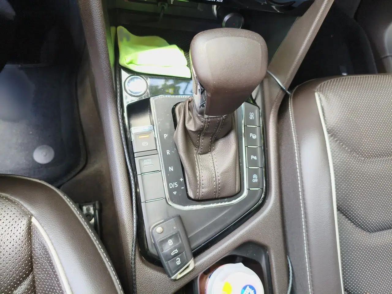 Volkswagen Tiguan L 2017 330TSI Automatic Two-Wheel Drive Flagship Edition — миниатюра 13