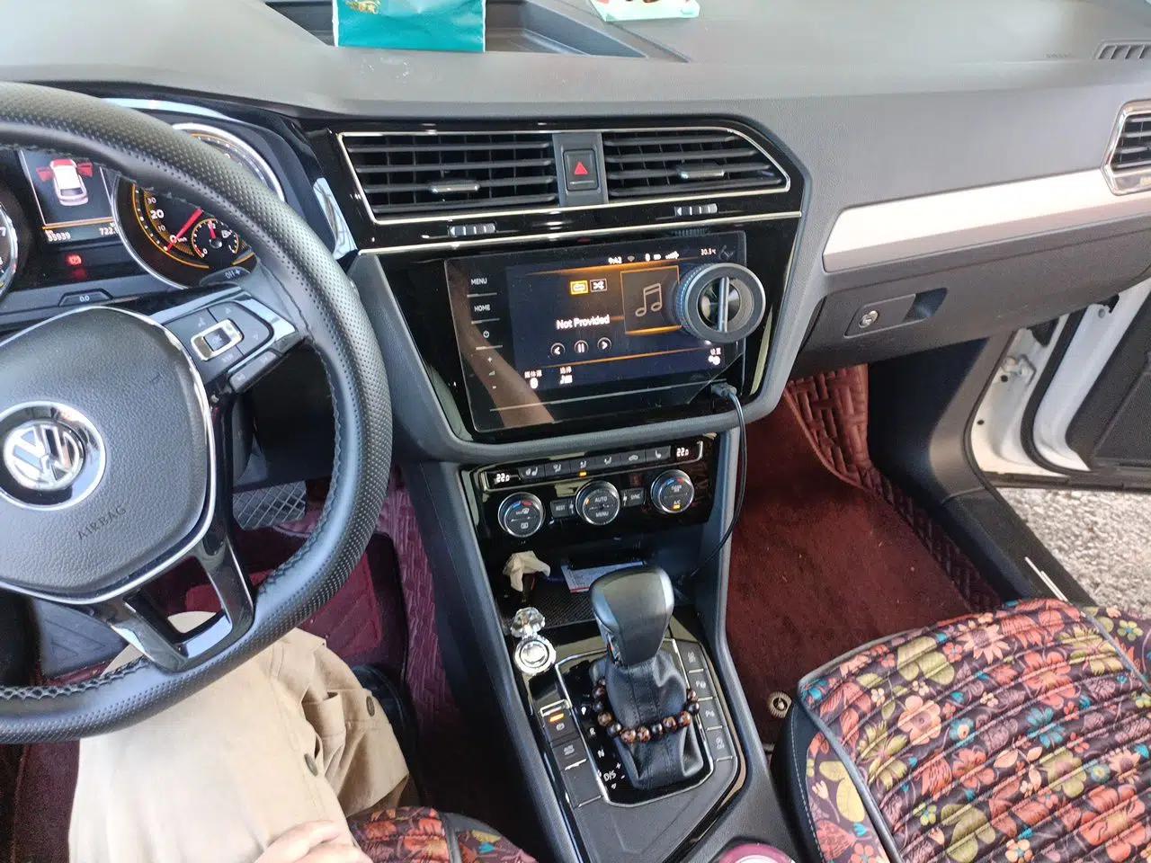 Volkswagen Tiguan L 2019 330TSI Automatic Two-Wheel Drive Smart Luxury Version China VI Standard — миниатюра 13